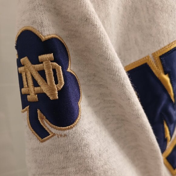 Vintage Champion Notre Dame Fighting Irish Sweatshirt - Picture 7 of 11